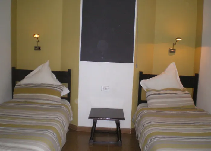 Tenesoya Gay Men Only * 플라야 델 잉글스