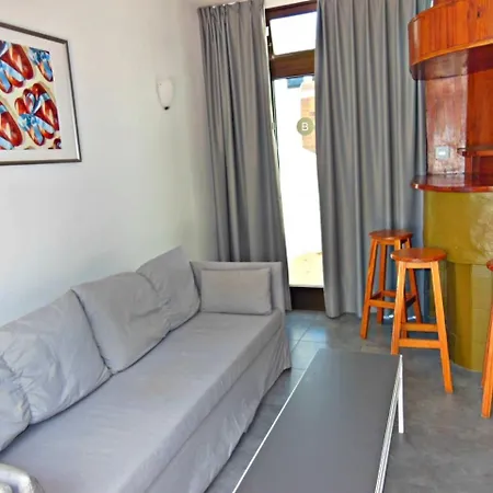 Semesteranläggning (resort) Tenesoya Gay Men Only *